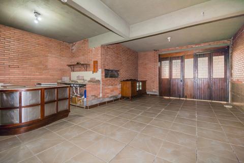 Image 58 - 5244