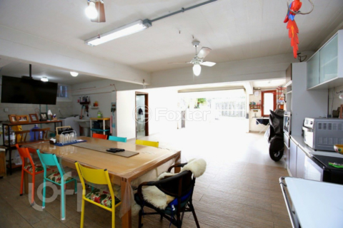 Image 45 - 525372