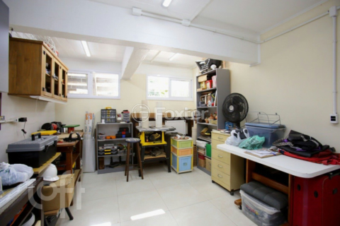 Image 51 - 525372