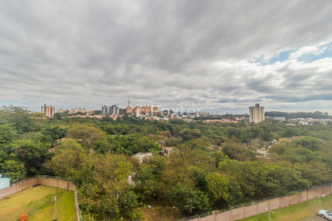 Image 5 - 525693