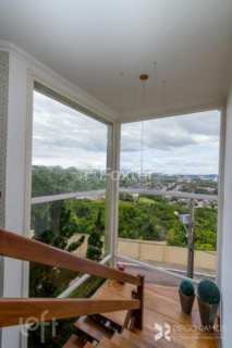 Image 30 - 538300