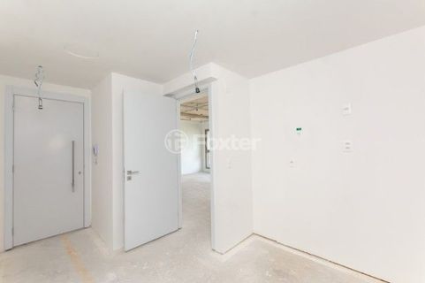 Image 32 - 543738