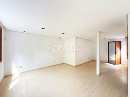 Image 37 - 550195