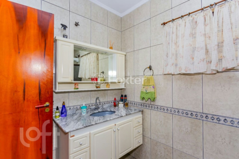 Image 30 - 562934