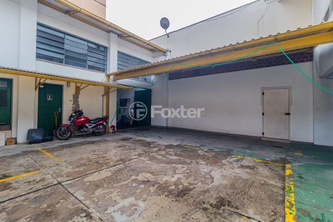 Image 24 - 563699