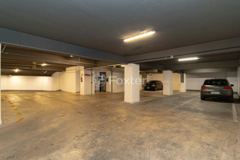 Image 24 - 564176