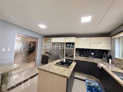 Image 30 - 573443