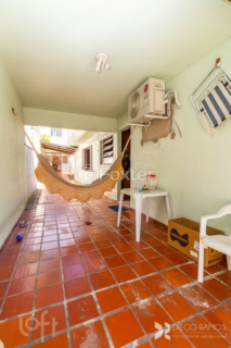Image 32 - 591742