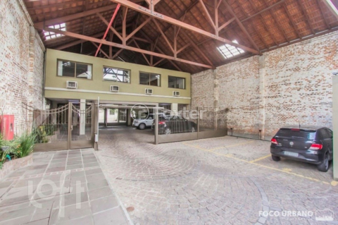 Image 35 - 592025