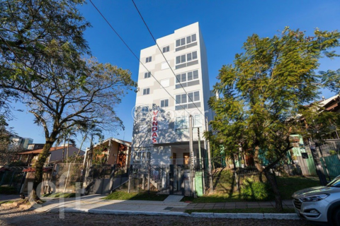 Image 39 - 592760