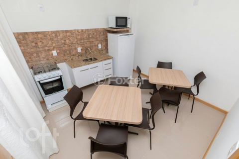 Image 32 - 592760