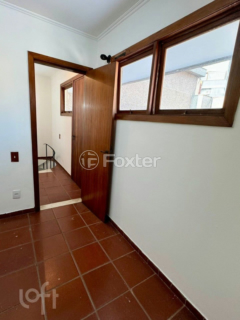 Image 37 - 593641