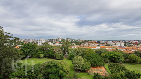 Image 27 - 594747