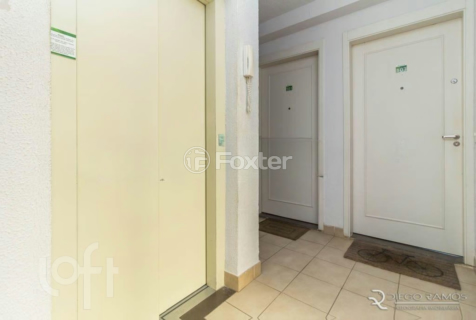 Image 44 - 595375