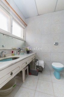 Image 21 - 607851