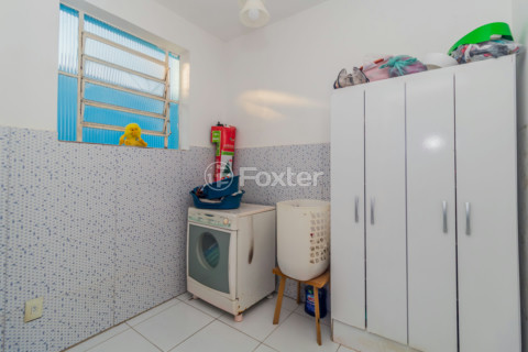 Image 32 - 608393