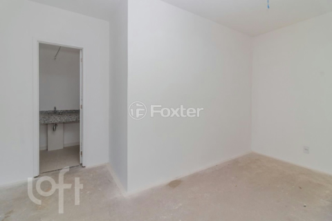 Image 32 - 611432