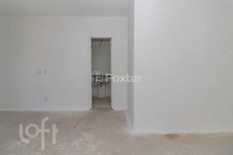 Image 33 - 611432