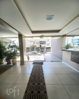 Image 40 - 612170