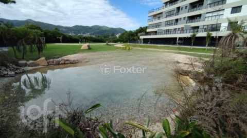 Image 7 - 614810