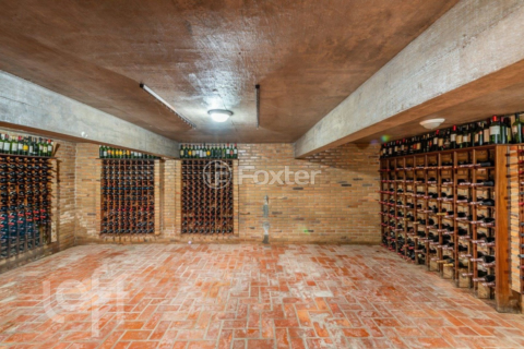 Image 35 - 616949