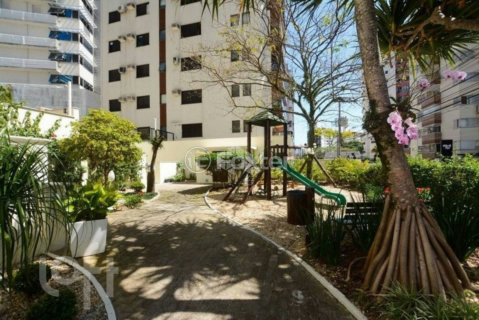 Image 35 - 617454