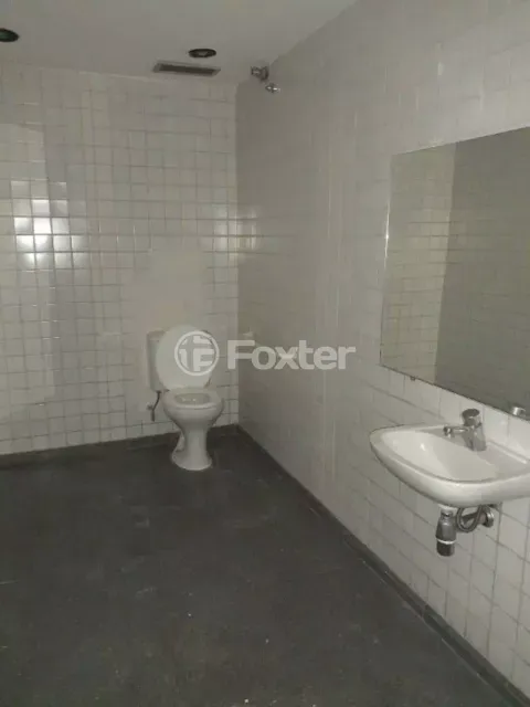Image 38 - 627773