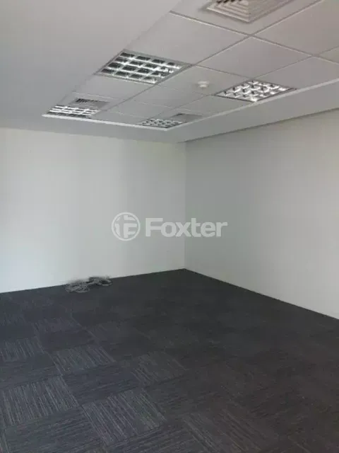 Image 24 - 627773
