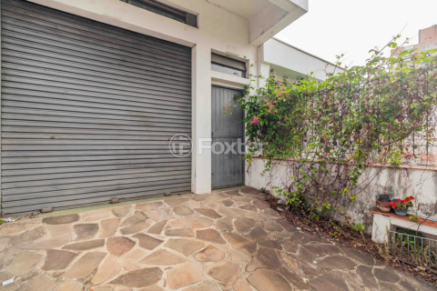 Image 31 - 636711