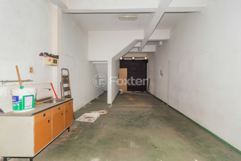 Image 23 - 636711