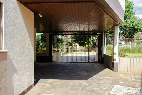 Image 34 - 644468