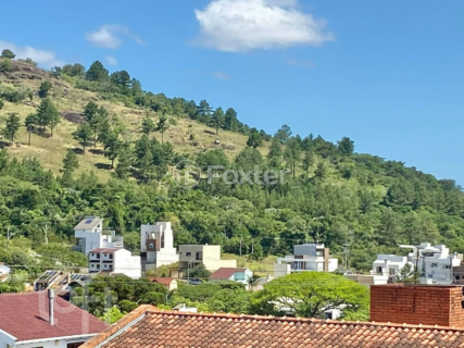 Image 34 - 646300