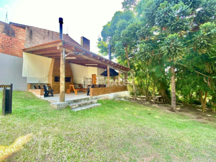 Image 43 - 646300