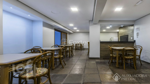 Image 42 - 646898