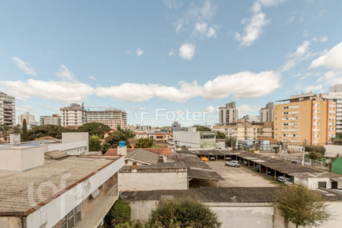 Image 20 - 650054
