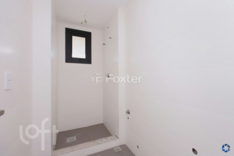 Image 31 - 650244