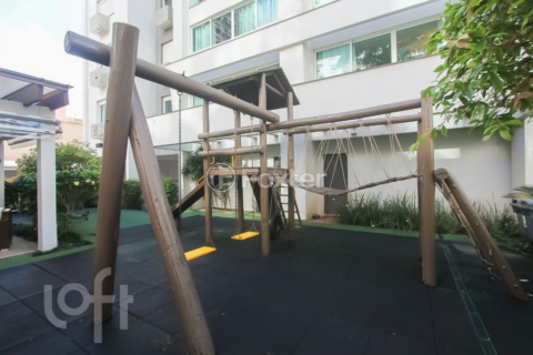 Image 44 - 650275