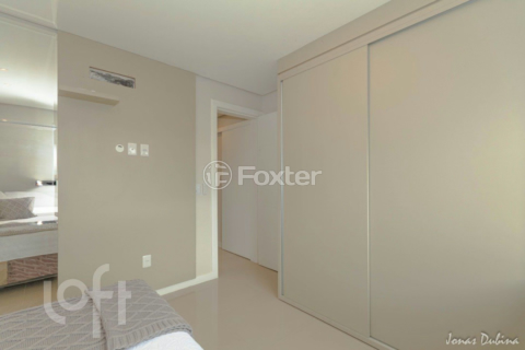 Image 21 - 650510