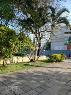 Image 23 - 651118
