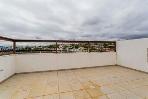 Image 28 - 654637