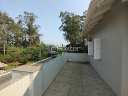 Image 38 - 654678