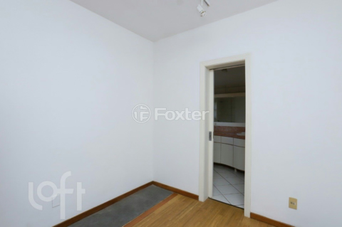Image 44 - 656644