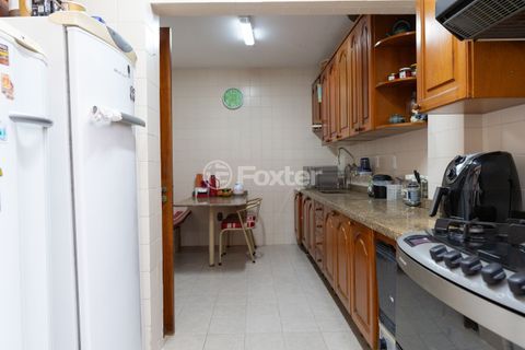 Image 34 - 657696