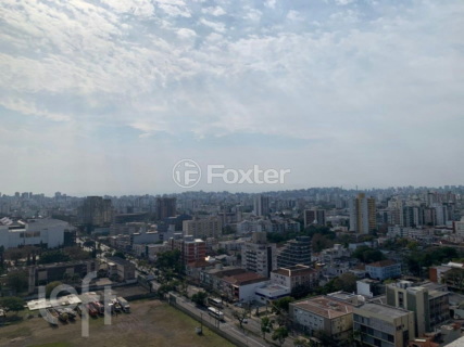 Image 28 - 658405