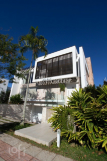 Image 31 - 658532