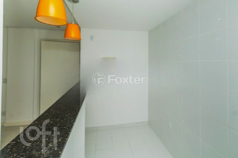 Image 7 - 665045