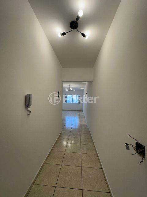 Image 2 - 668555