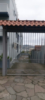 Image 37 - 678578