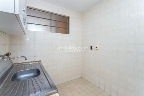Image 7 - 678897