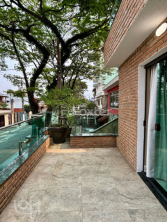 Image 30 - 686392